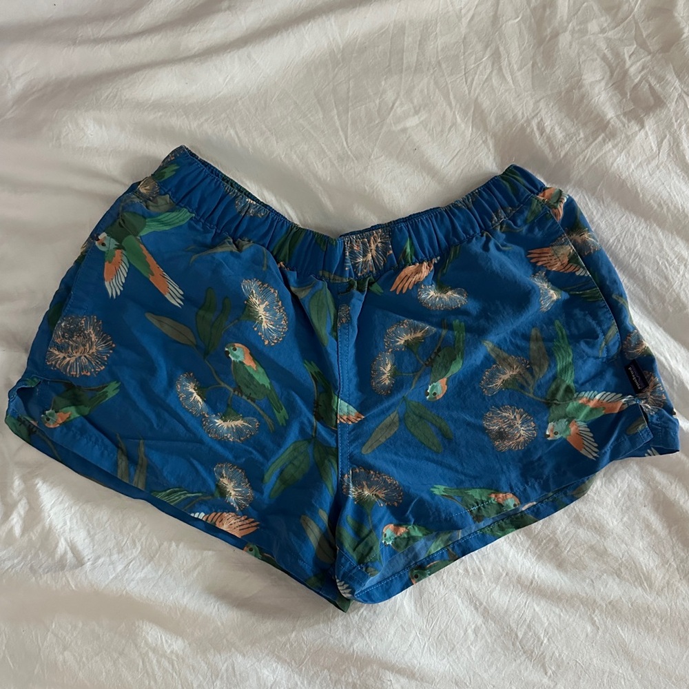 Barely baggies 2.5” shorts parrots